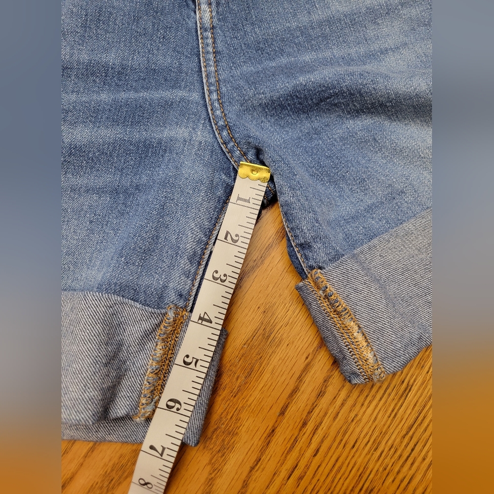 Anthropologie Pilcro The Austyn High-Rise Cuffed Jean Shorts Size 26 - Picture 12 of 16